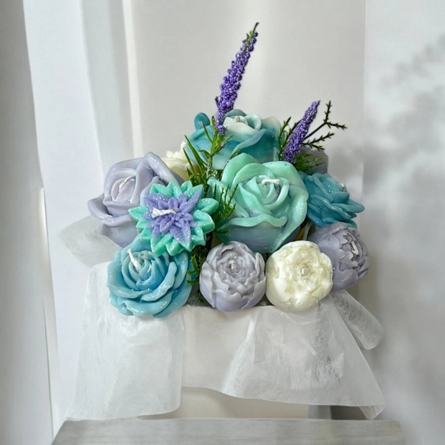 Arctic Elegance Candle Bouquet – A Blooming Nordic Treasure - Flow-Flo