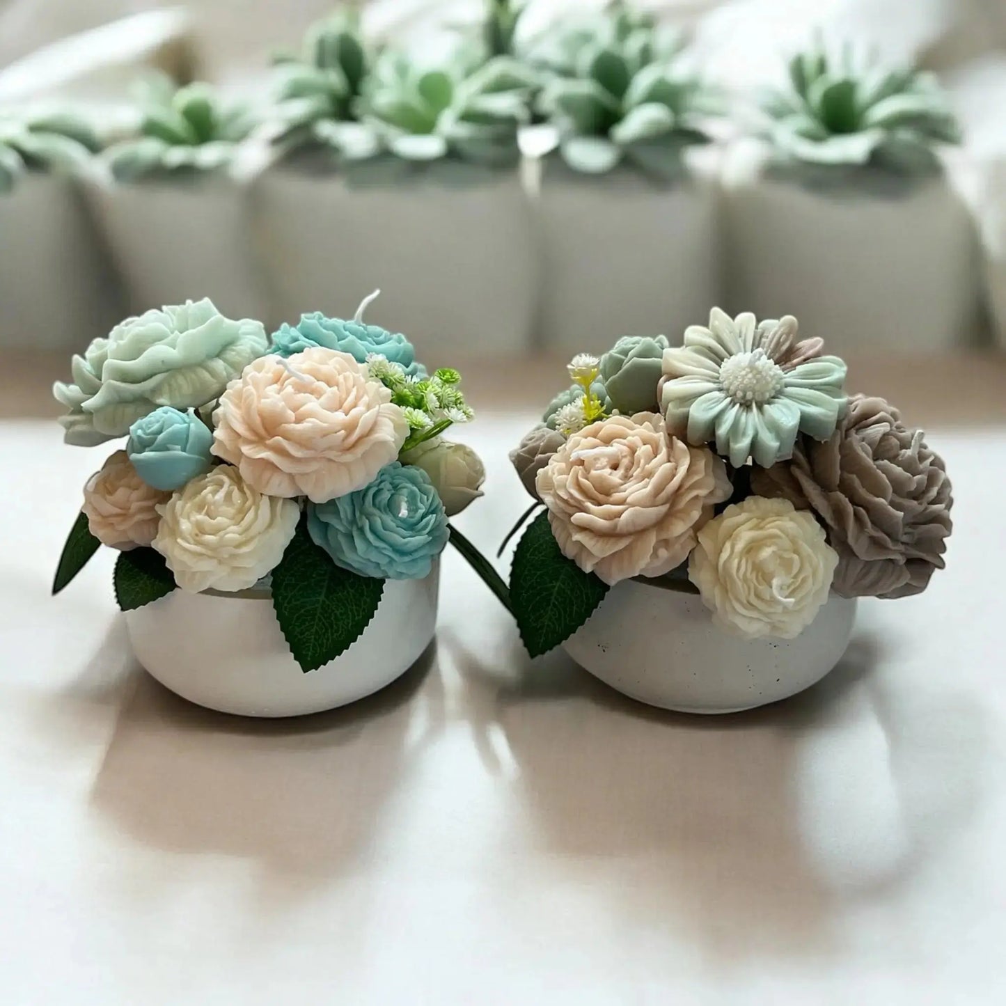 Chic and stylish floral candle set in a bouquet arrangement.