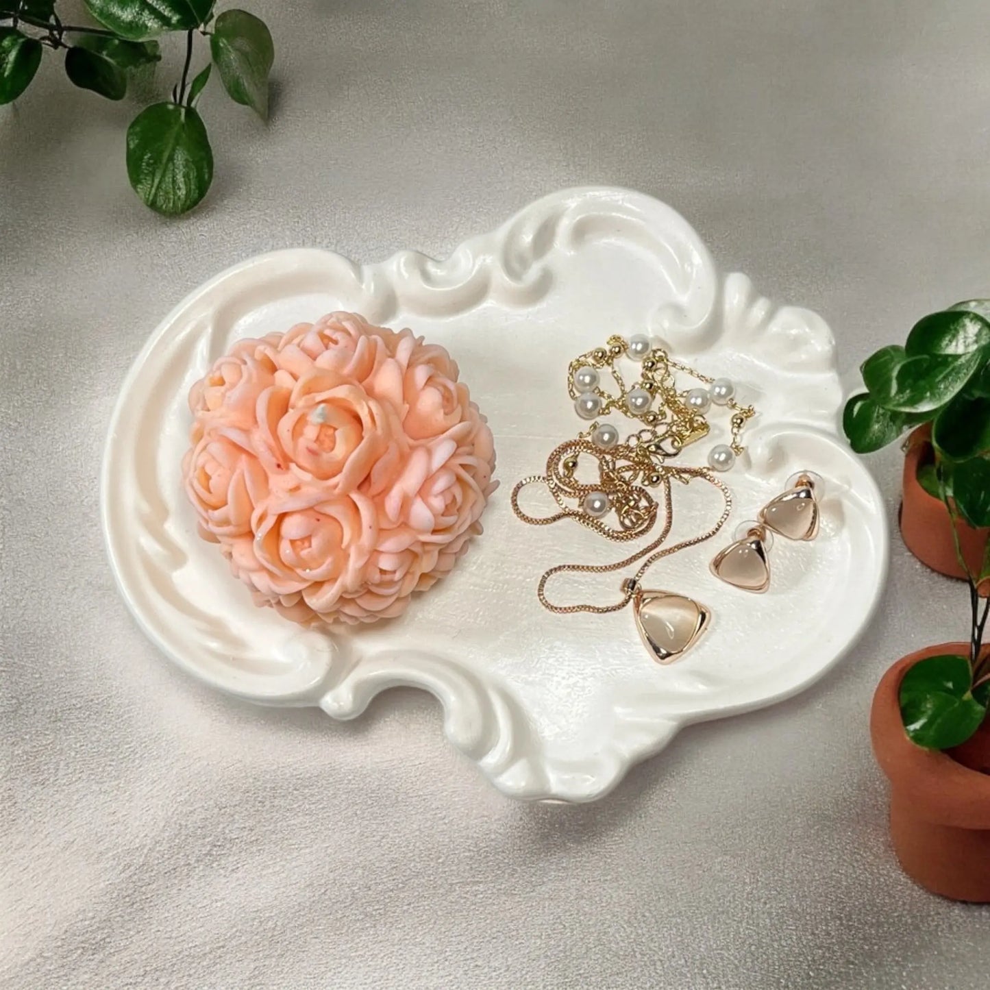 Antique-inspired home decor tray for a cozy and stylish atmosphere.