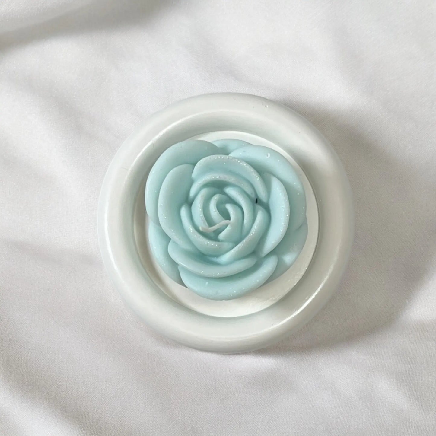 Minimalist Zen Flow tray for a serene, calming display of candles.
