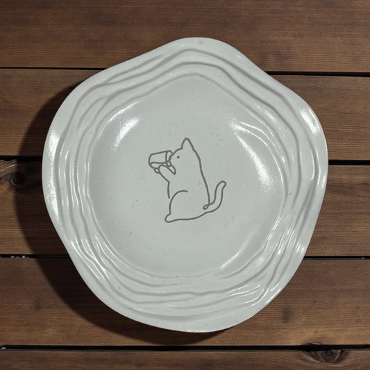 Minimalistinen kipsitarjotin uniikilla kuviolla – Flow-Flo Studio