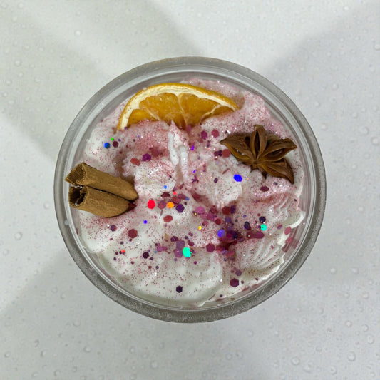 Romanttinen geelikynttilä pehmeään sisustukseen