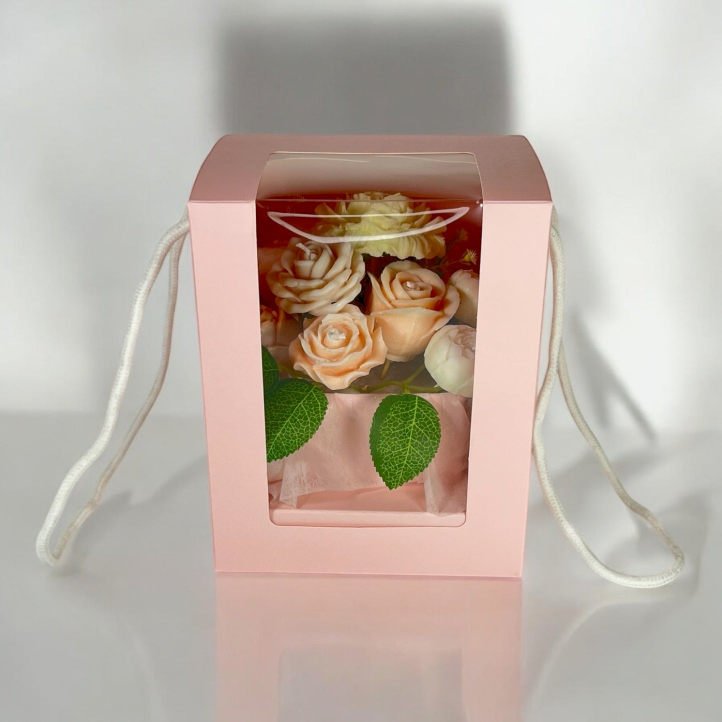 Classic Elegance Bouquets in Gift Box M Size