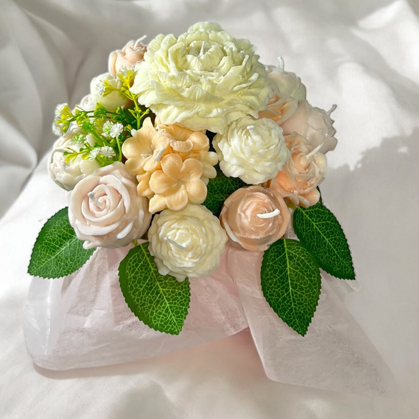 Classic Elegance Bouquets in Gift Box M Size