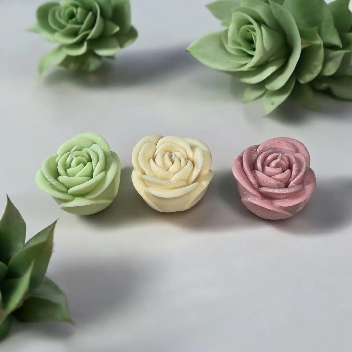 Romantic rose-shaped candle, perfect for gifting.