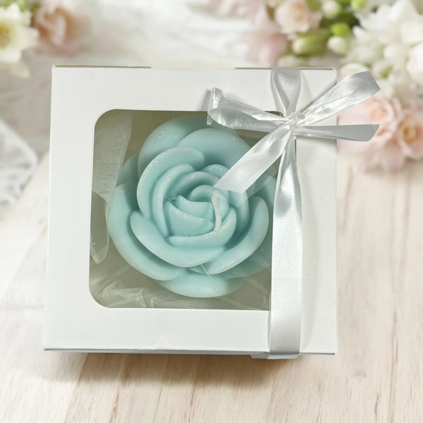 Romantic floral candle – unique gift for her in box