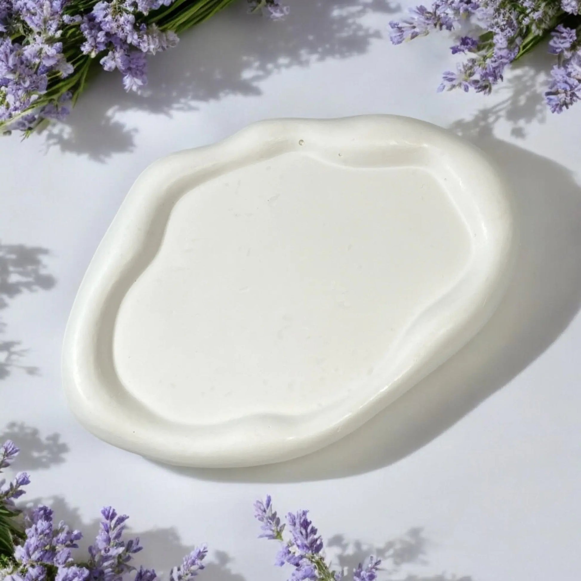 Decorative tray for home decor, perfect for candles and small items.