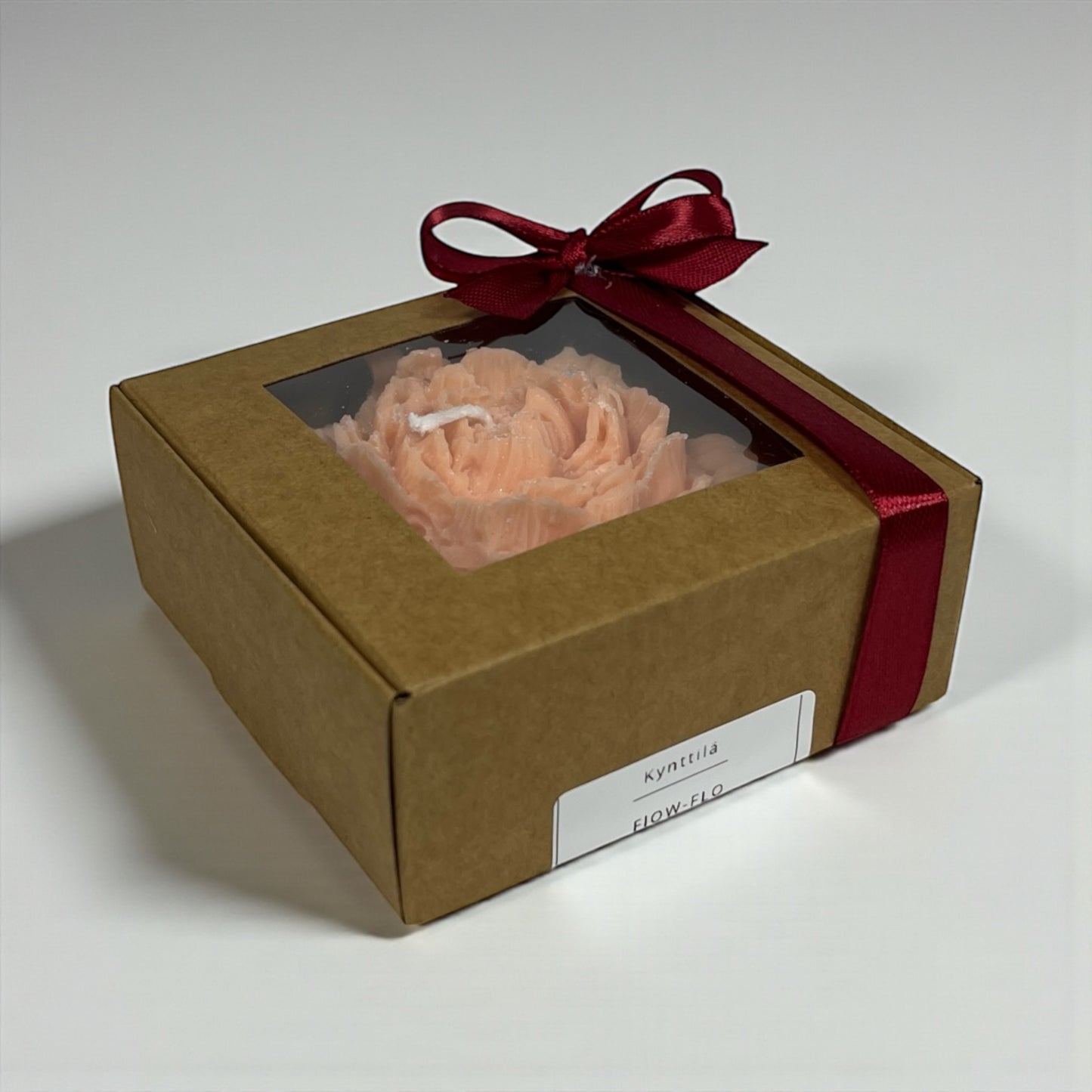 Kaunis pionikynttilä, käsintehty Flow-Flo -studiolla